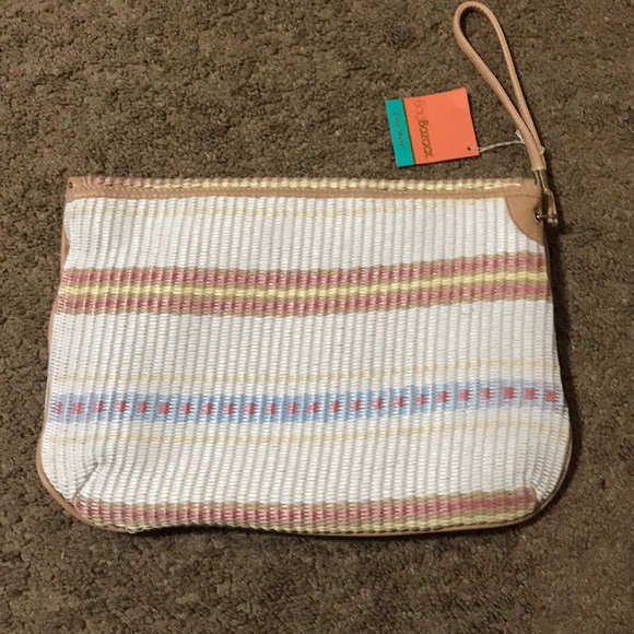 Vintage Bags Nwt Oversized Straw Beach Clutch With Strap Poshmark